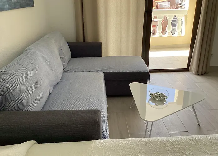 Estupendo Estudio En Castle Harbour Cristianos