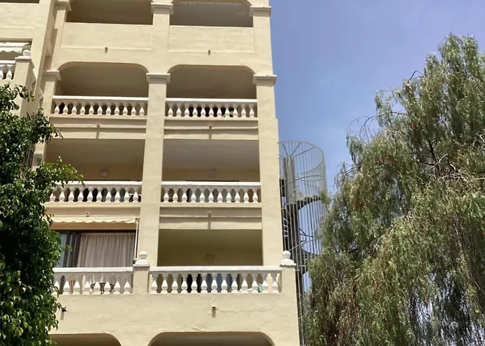 Estupendo Estudio En Castle Harbour Cristianos