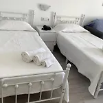 Estupendo Estudio En Castle Harbour Cristianos