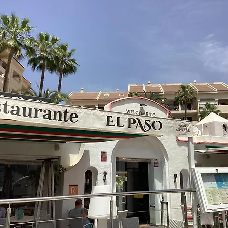 Estupendo Estudio En Castle Harbour Cristianos