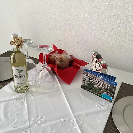 Estupendo Estudio En Castle Harbour Cristianos *