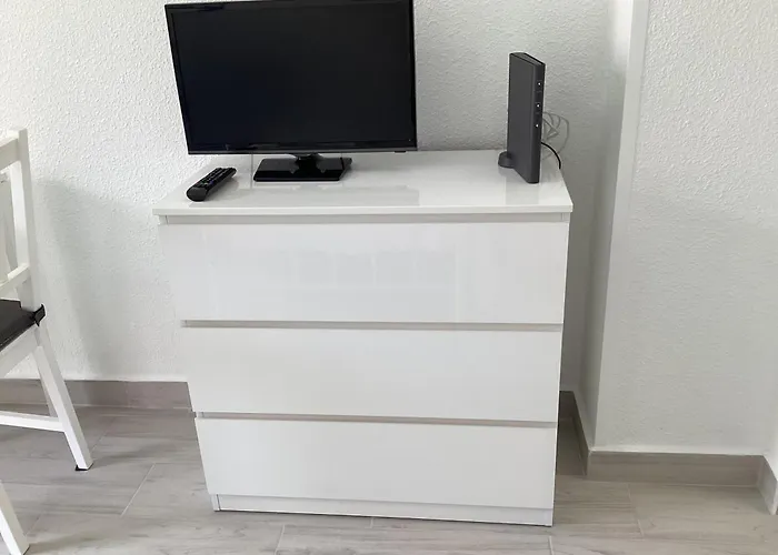 Estupendo Estudio En Castle Harbour Cristianos